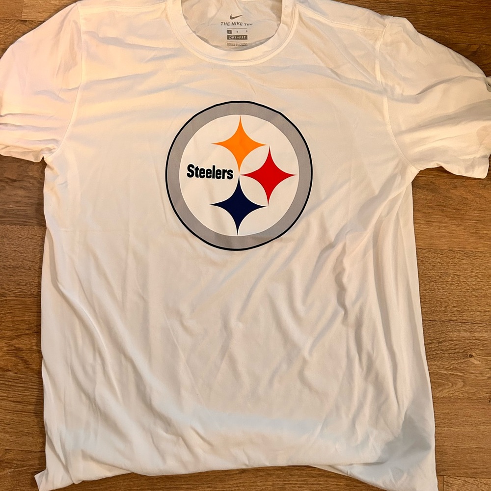 White Steelers shirt